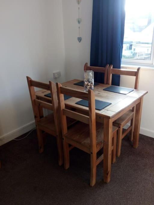 Apartment With Heated Pool & Close To Beach Paignton Exterior foto